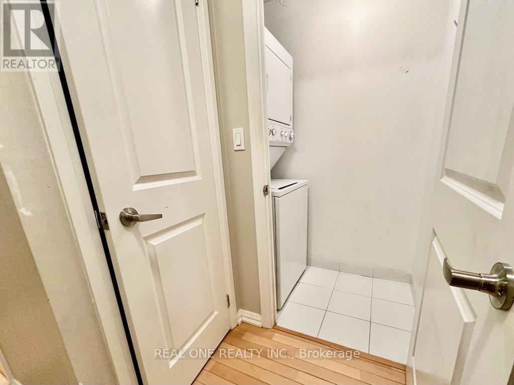 408 - 35 Hayden Street, Toronto, Ontario  M4Y 3C3 - Photo 15 - C13837884