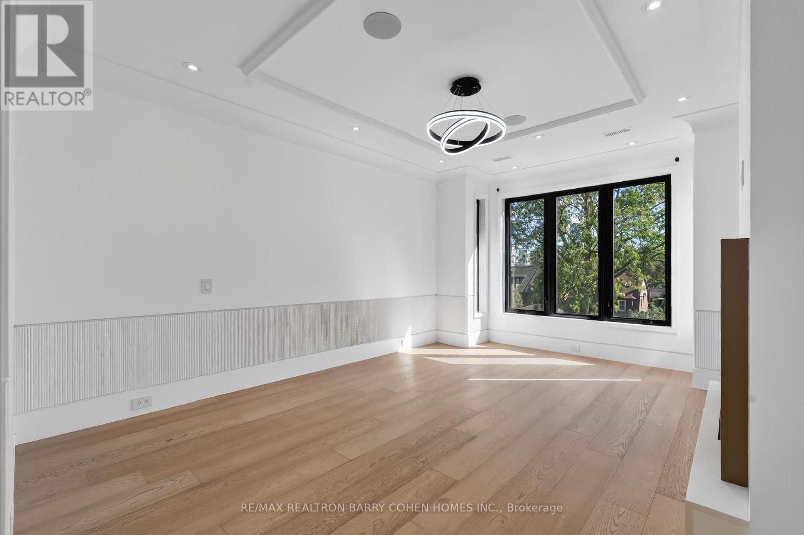 119 Glengrove Avenue W, Toronto, Ontario  M4R 1P1 - Photo 21 - C13837912