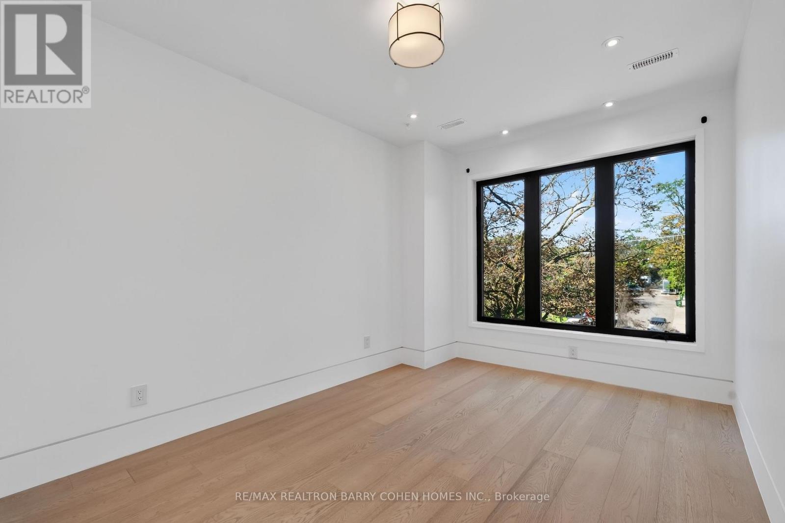 119 Glengrove Avenue W, Toronto, Ontario  M4R 1P1 - Photo 29 - C13837912