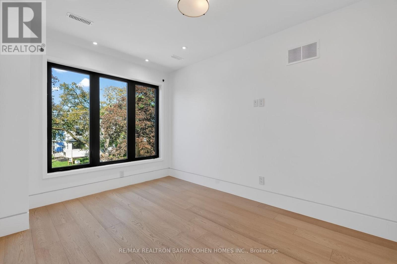 119 Glengrove Avenue W, Toronto, Ontario  M4R 1P1 - Photo 30 - C13837912