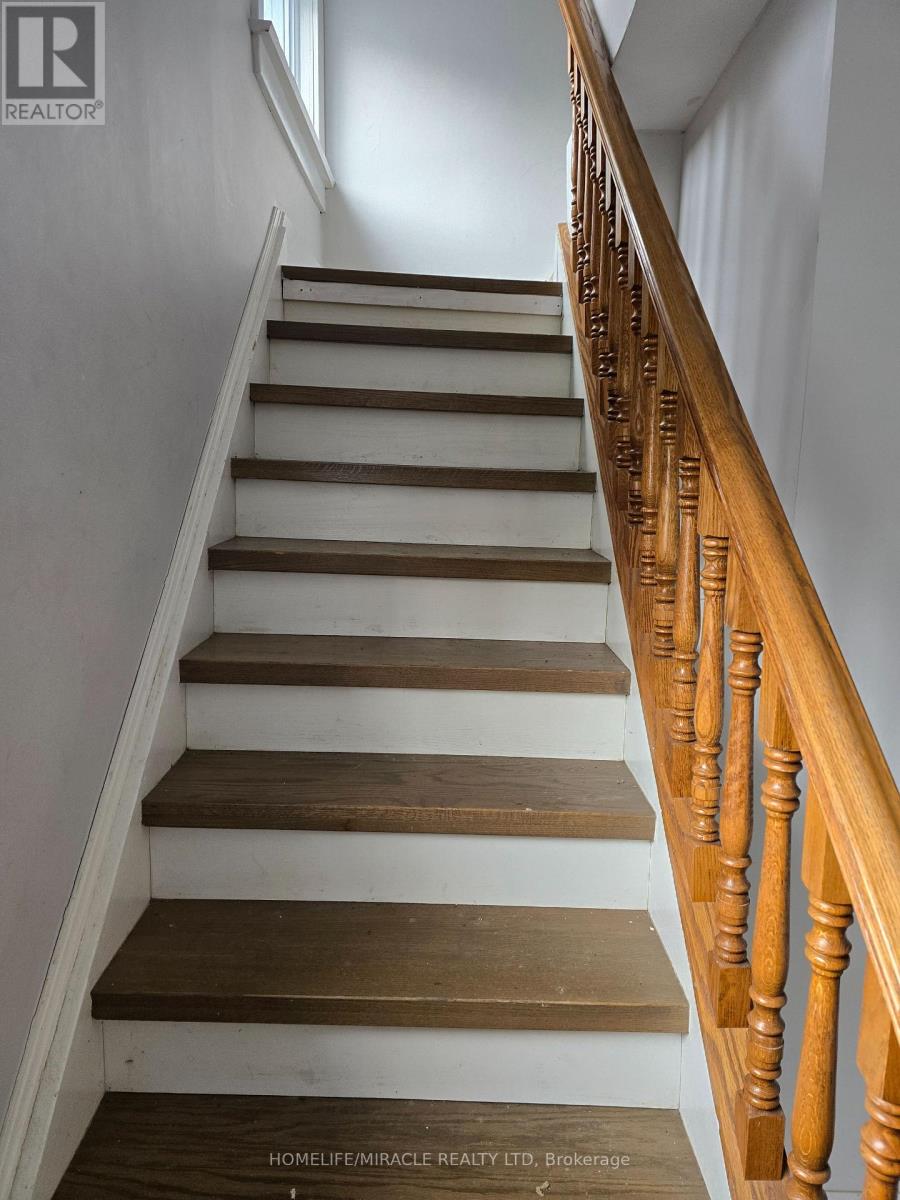 83 Liberty Street N, Clarington, Ontario  L1C 2L8 - Photo 2 - E13837886