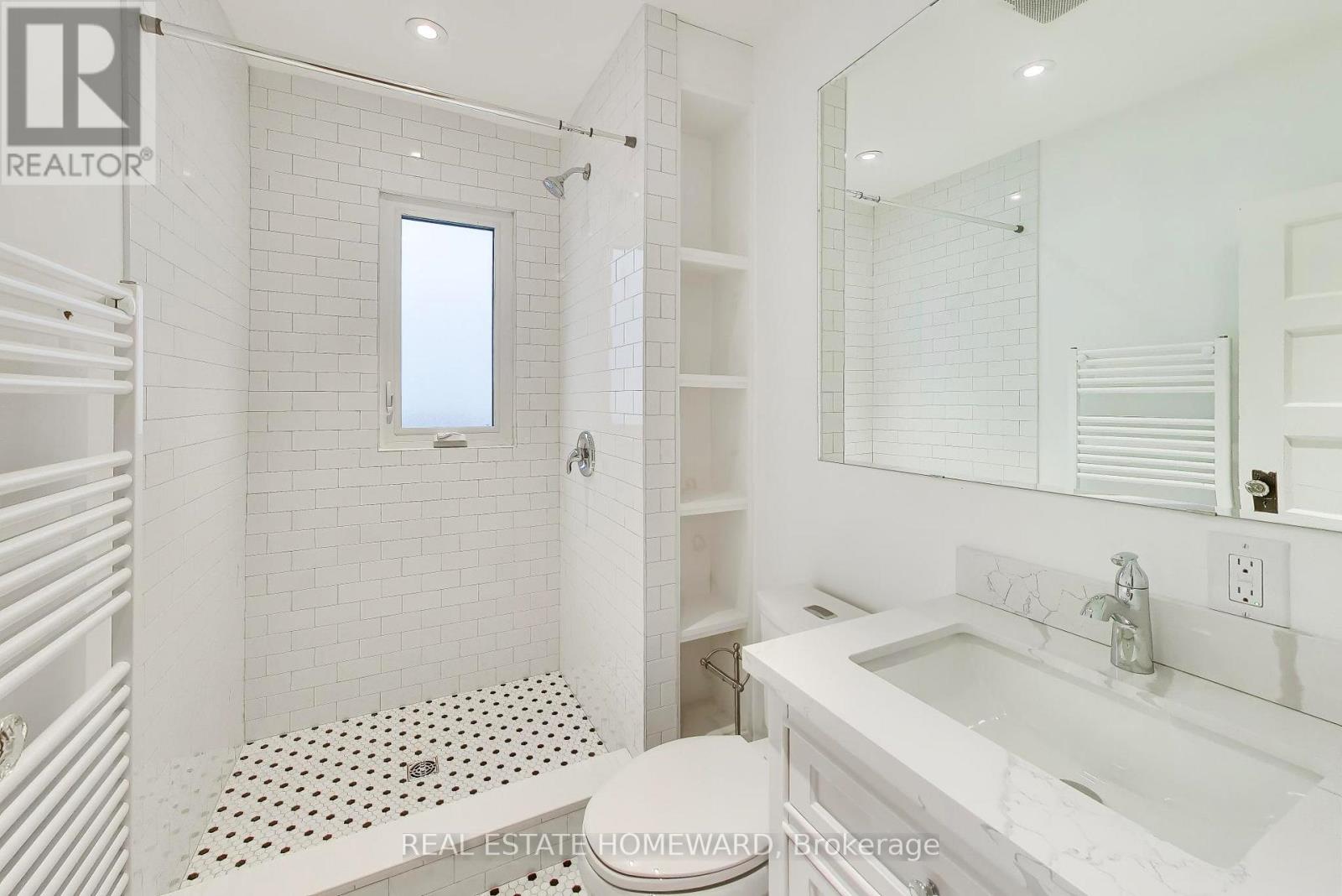 56 Leuty Avenue, Toronto, Ontario  M4E 2R4 - Photo 13 - E13837926