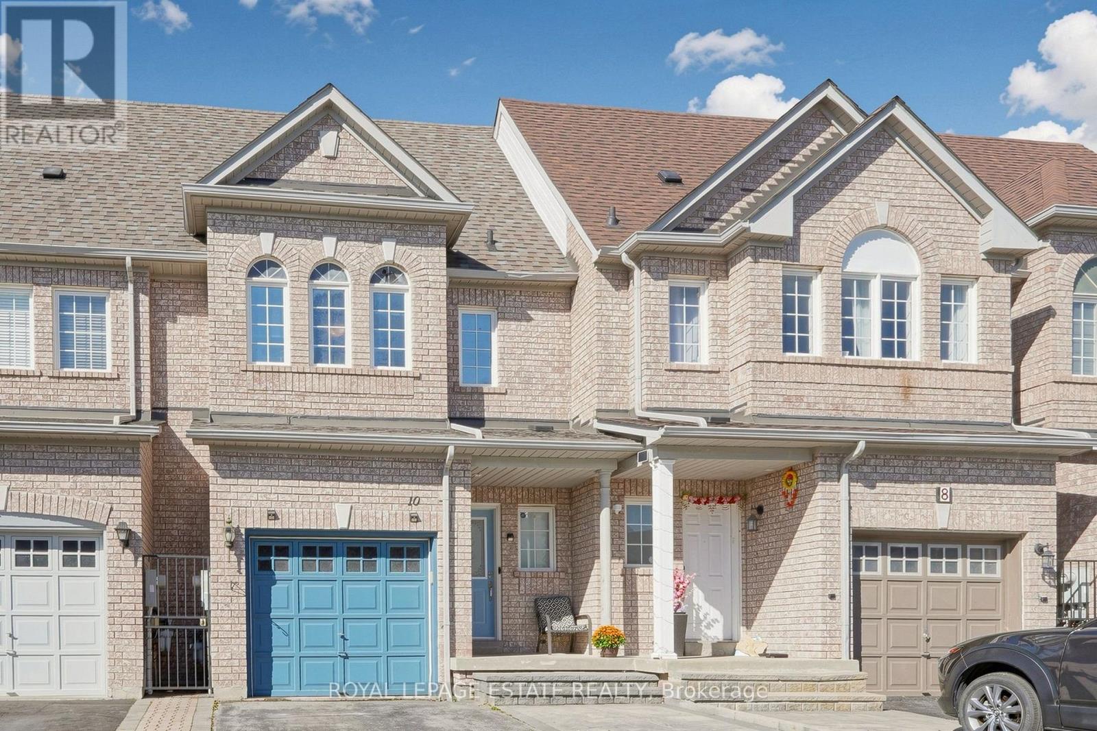 10 DOOLEY CRESCENT, Ajax, Ontario