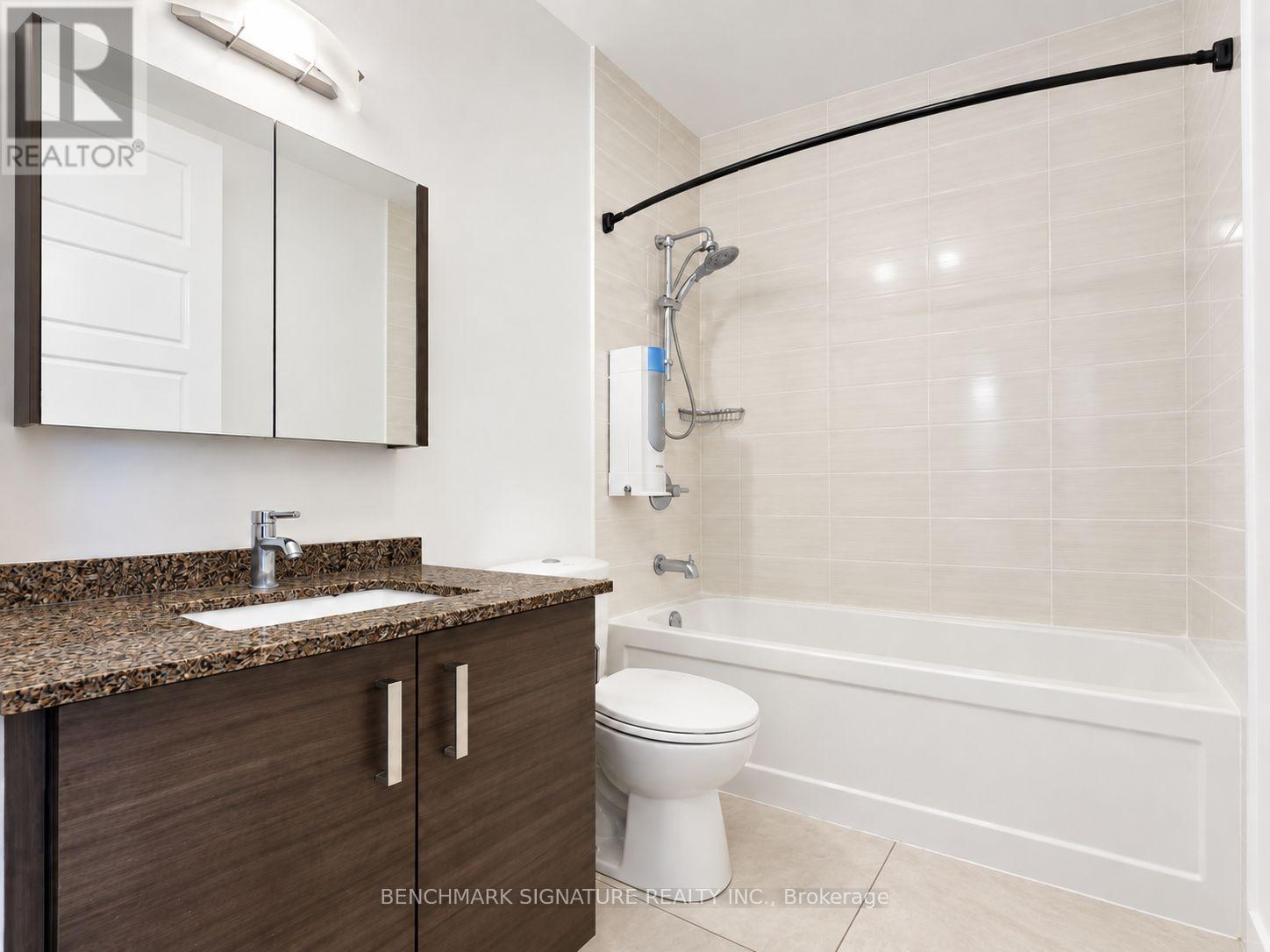 Ph12 - 8228 Birchmount Road, Markham (Unionville), Ontario  L3R 1A6 - Photo 13 - N13837736