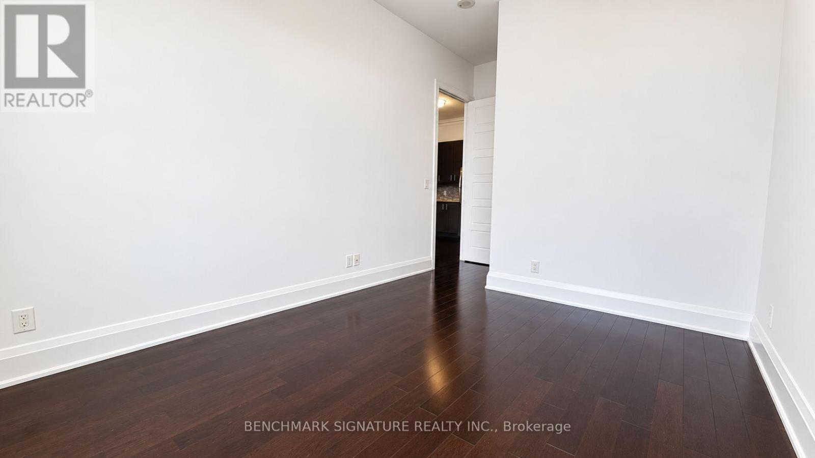 Ph12 - 8228 Birchmount Road, Markham (Unionville), Ontario  L3R 1A6 - Photo 17 - N13837736