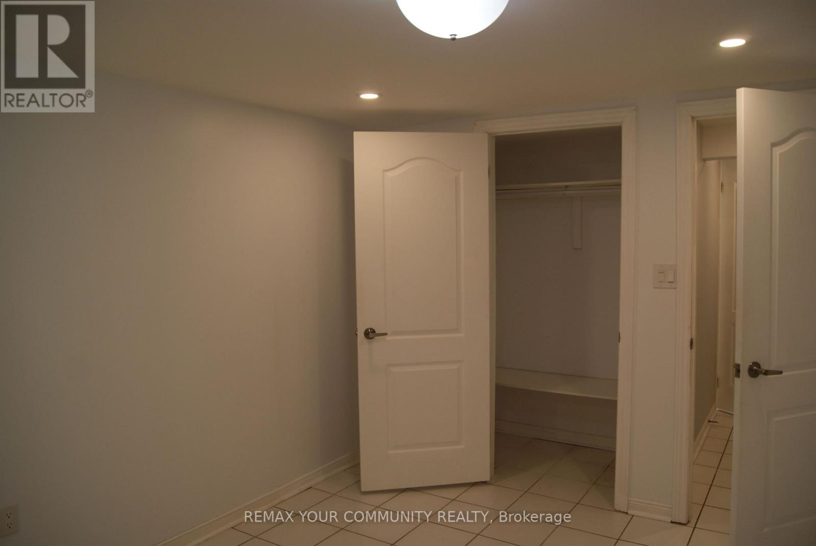 53 Lamar Street, Vaughan, Ontario  L6A 1A7 - Photo 6 - N13837894