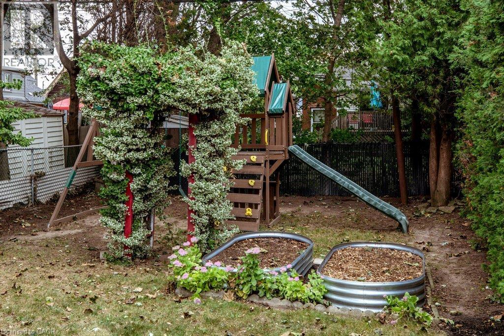 243 Grosvenor Avenue S, Hamilton, Ontario  L8M 3L8 - Photo 47 - 40866068