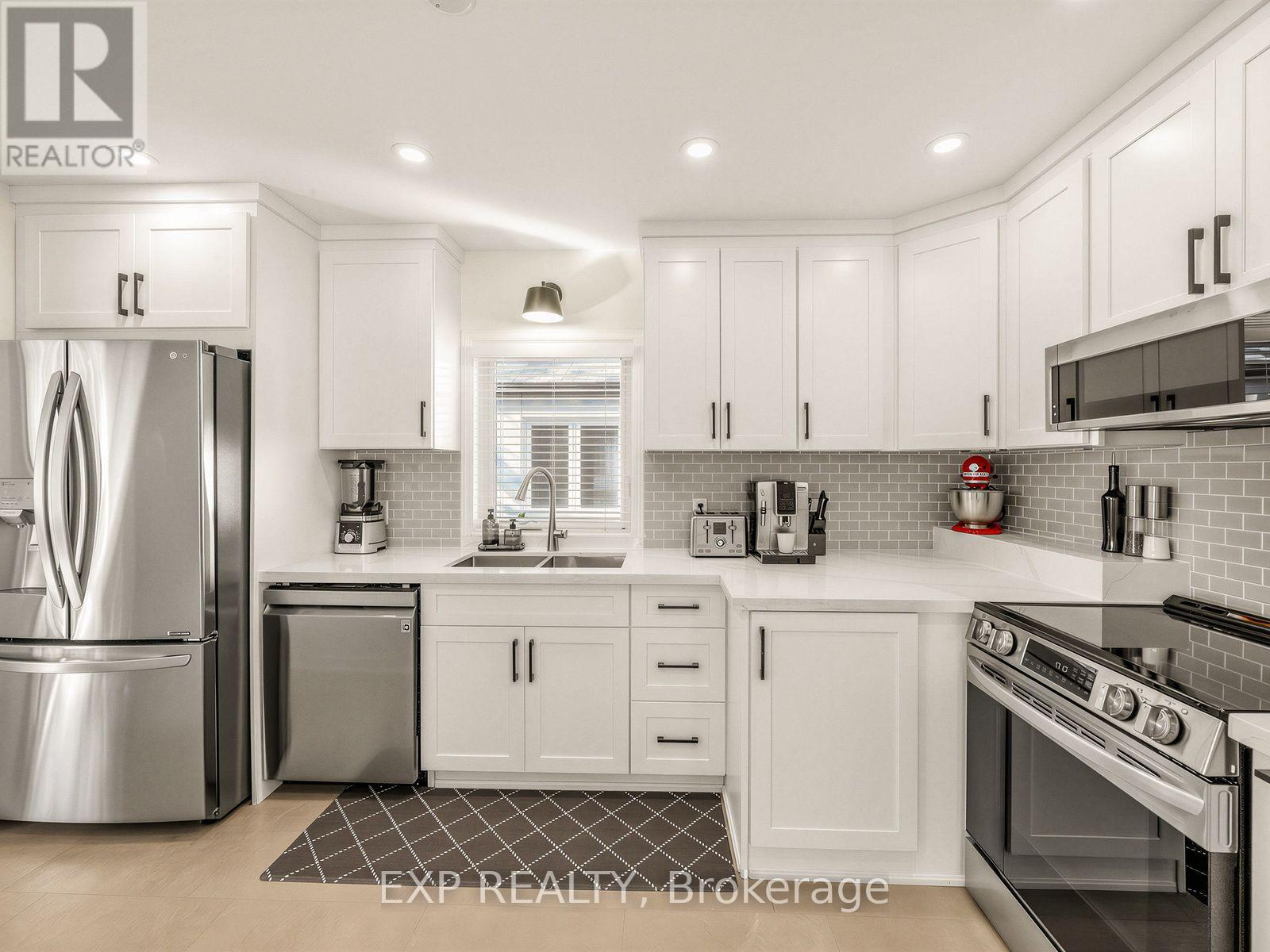 10 Yarn Road, Toronto, Ontario  M9B 1H5 - Photo 10 - W13837898