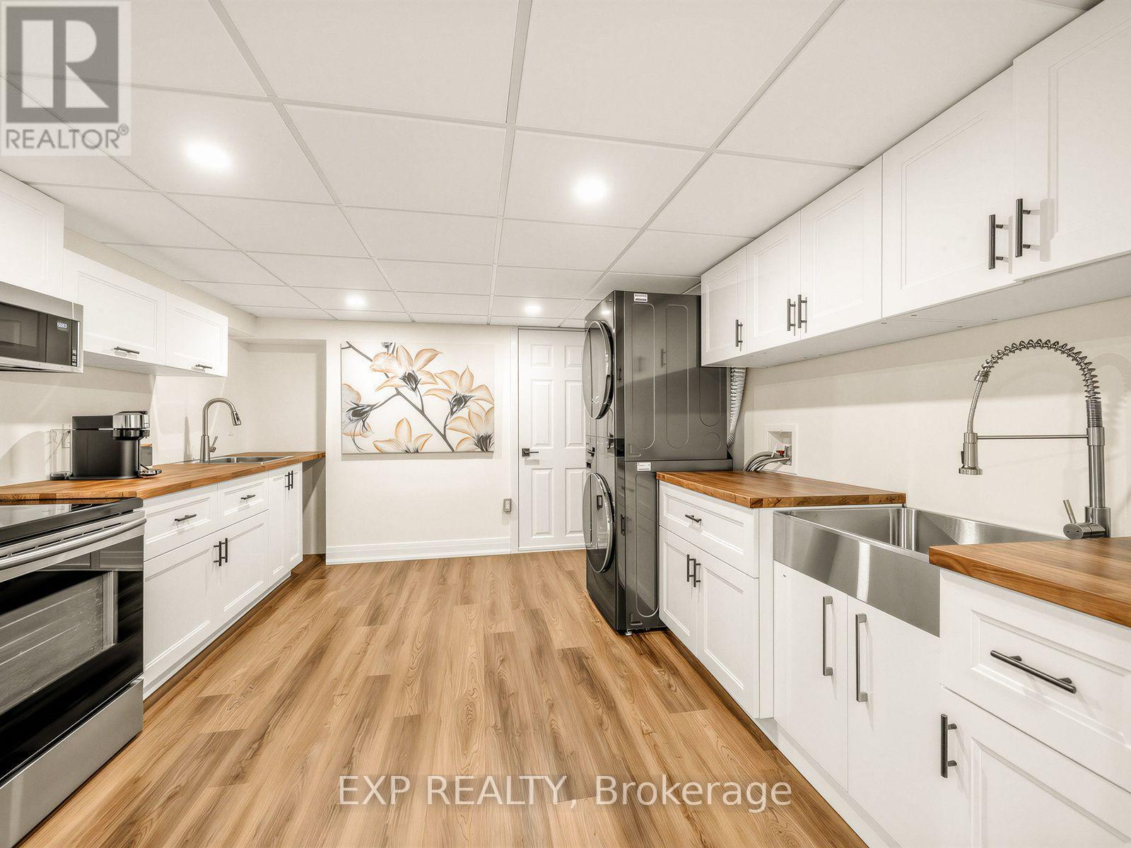 10 Yarn Road, Toronto, Ontario  M9B 1H5 - Photo 18 - W13837898