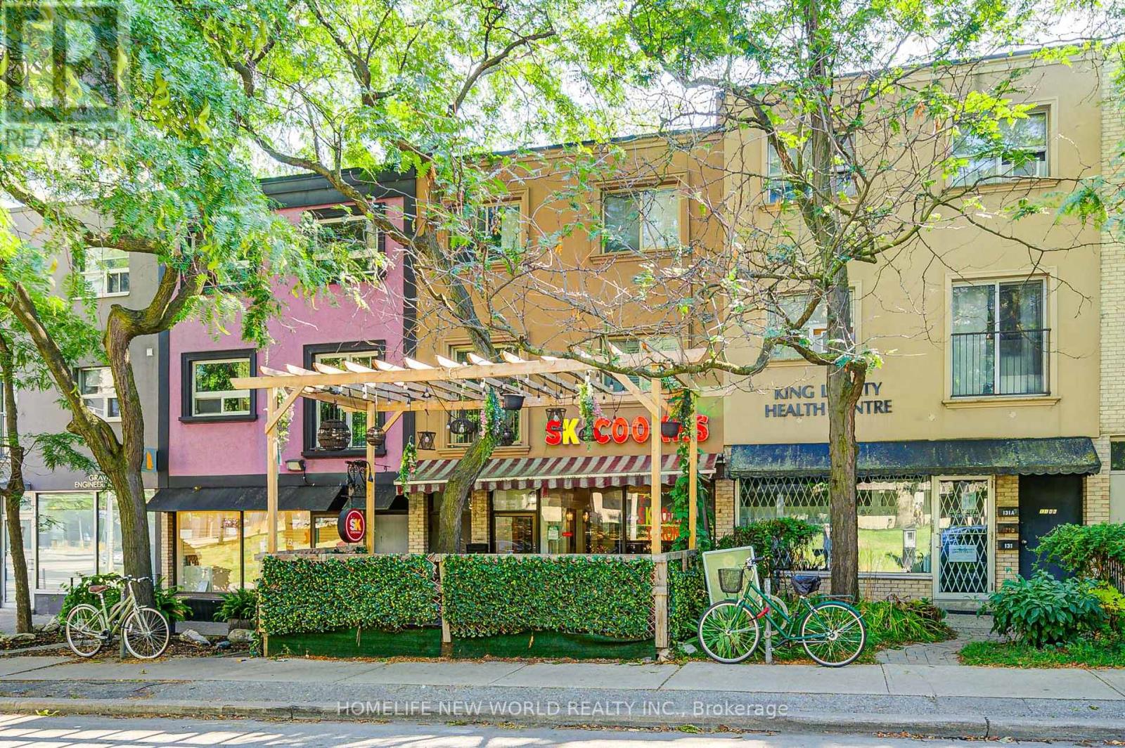 B - 133 Jefferson Avenue, Toronto, Ontario  M6K 3E4 - Photo 2 - W13837904