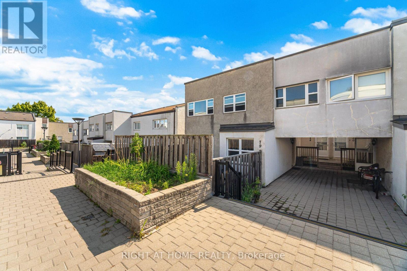 79 - 3050 Constitution Boulevard, Mississauga, Ontario  L4Y 3X1 - Photo 3 - W13837920