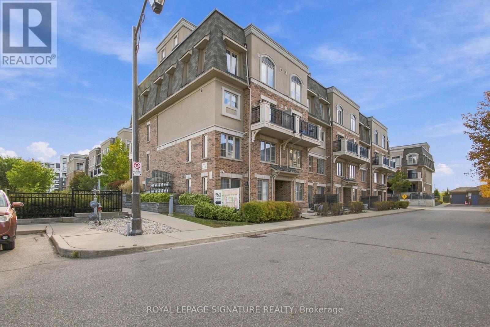 61 - 2441 Greenwich Drive, Oakville, Ontario  L6M 0S3 - Photo 1 - W13837924