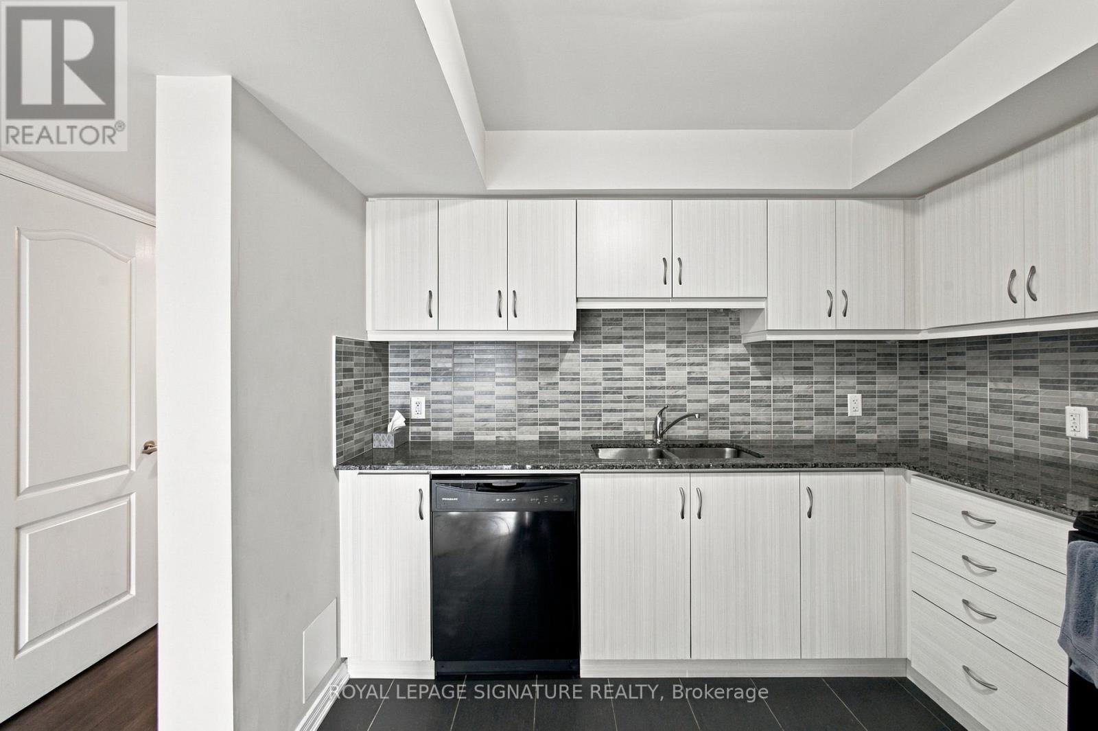 61 - 2441 Greenwich Drive, Oakville, Ontario  L6M 0S3 - Photo 18 - W13837924
