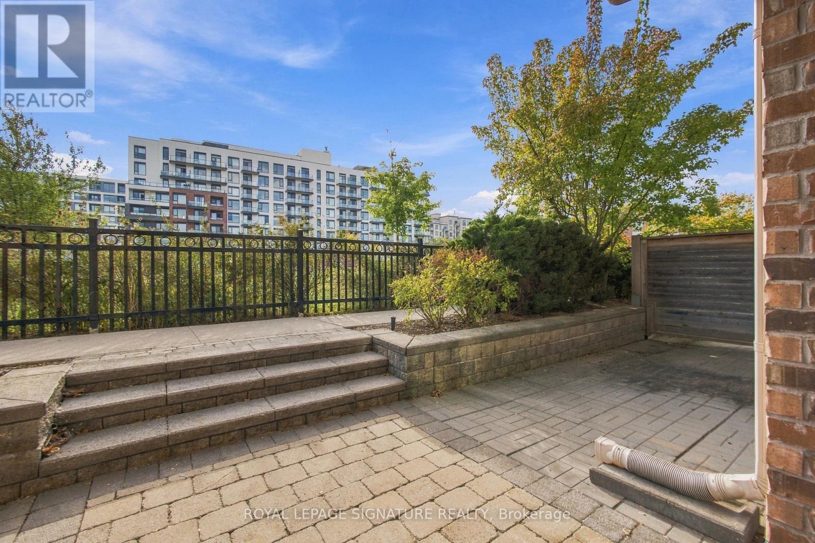 61 - 2441 Greenwich Drive, Oakville, Ontario  L6M 0S3 - Photo 5 - W13837924