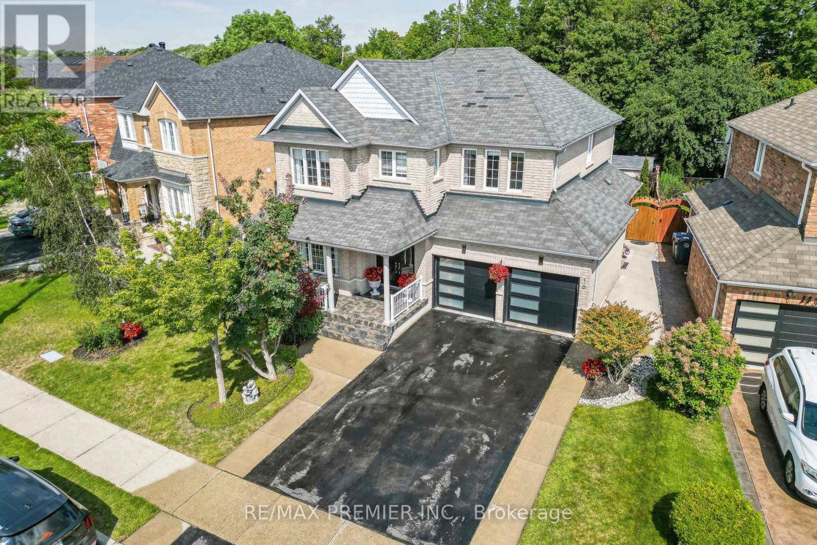 16 Rockstep Court, Brampton, Ontario  L6R 3H2 - Photo 45 - W13837954