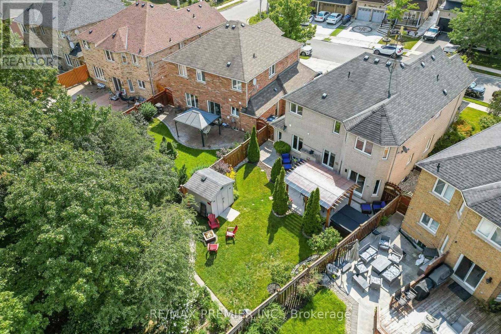 16 Rockstep Court, Brampton, Ontario  L6R 3H2 - Photo 47 - W13837954