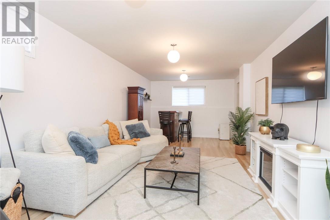477 Moonrock Ave, Greater Sudbury, Ontario  P3E 5Y7 - Photo 40 - 2130632
