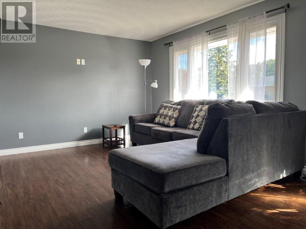 147 Caledon St, Sault Ste. Marie, Ontario  P6B 5C2 - Photo 8 - SM262689
