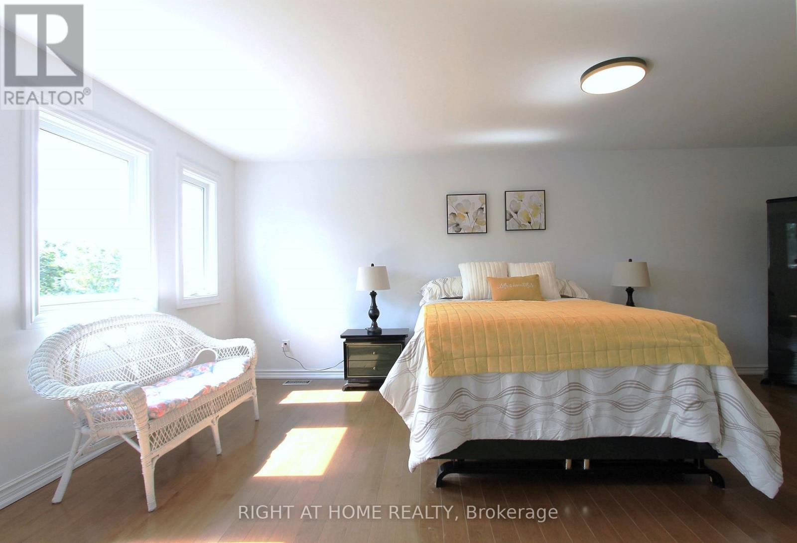 4 Kirkland Court, Richmond Hill, Ontario  L4C 9H3 - Photo 26 - N13758132