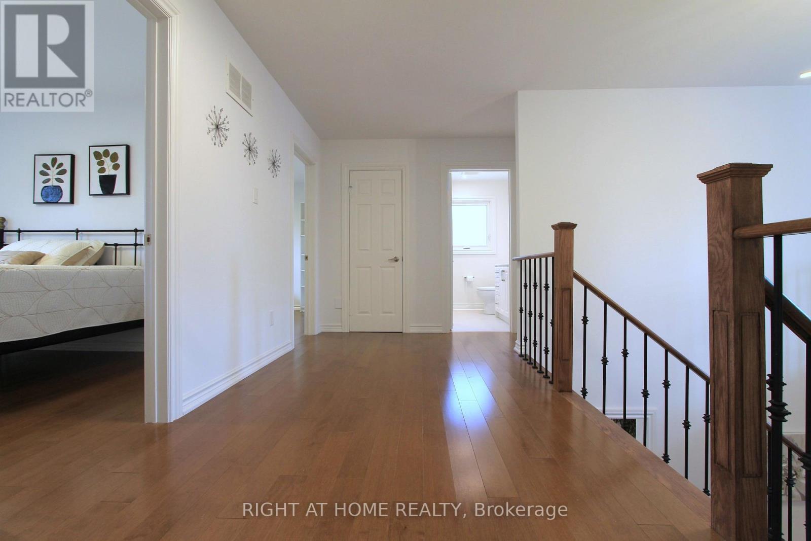 4 Kirkland Court, Richmond Hill, Ontario  L4C 9H3 - Photo 19 - N13758132
