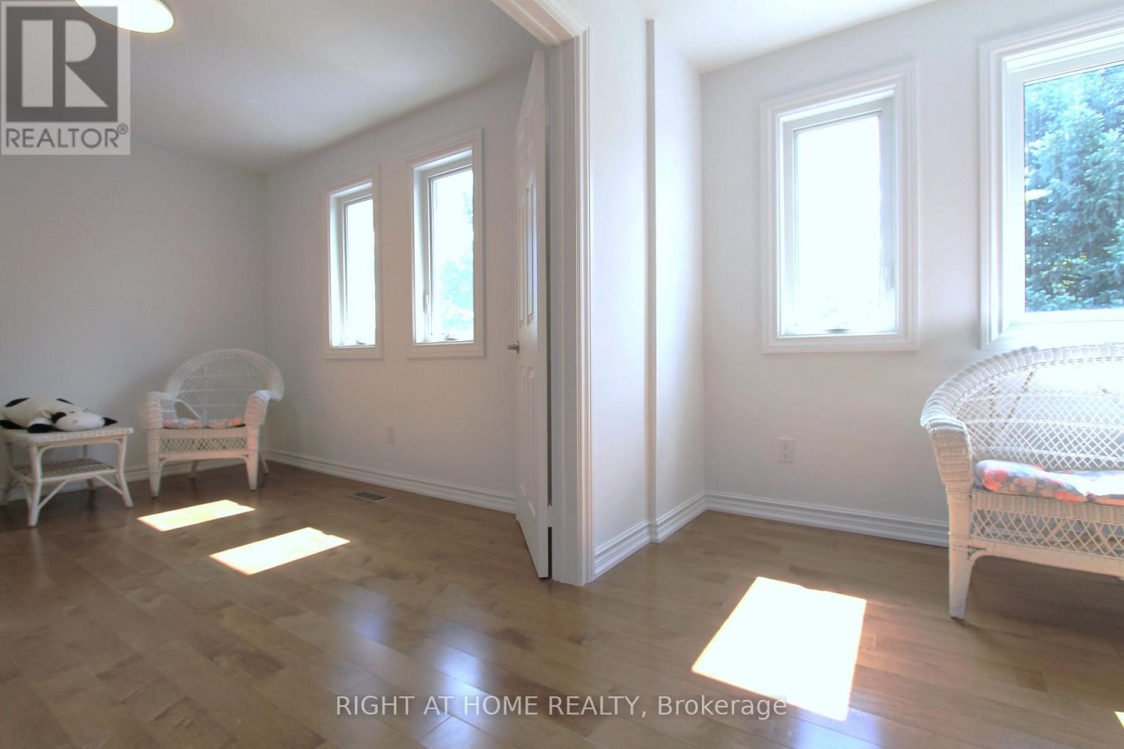 4 Kirkland Court, Richmond Hill, Ontario  L4C 9H3 - Photo 27 - N13758132