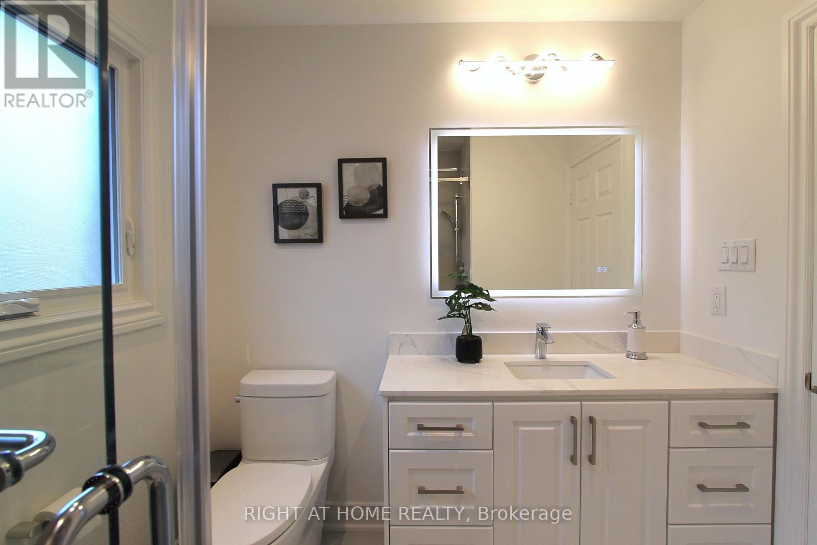 4 Kirkland Court, Richmond Hill, Ontario  L4C 9H3 - Photo 33 - N13758132