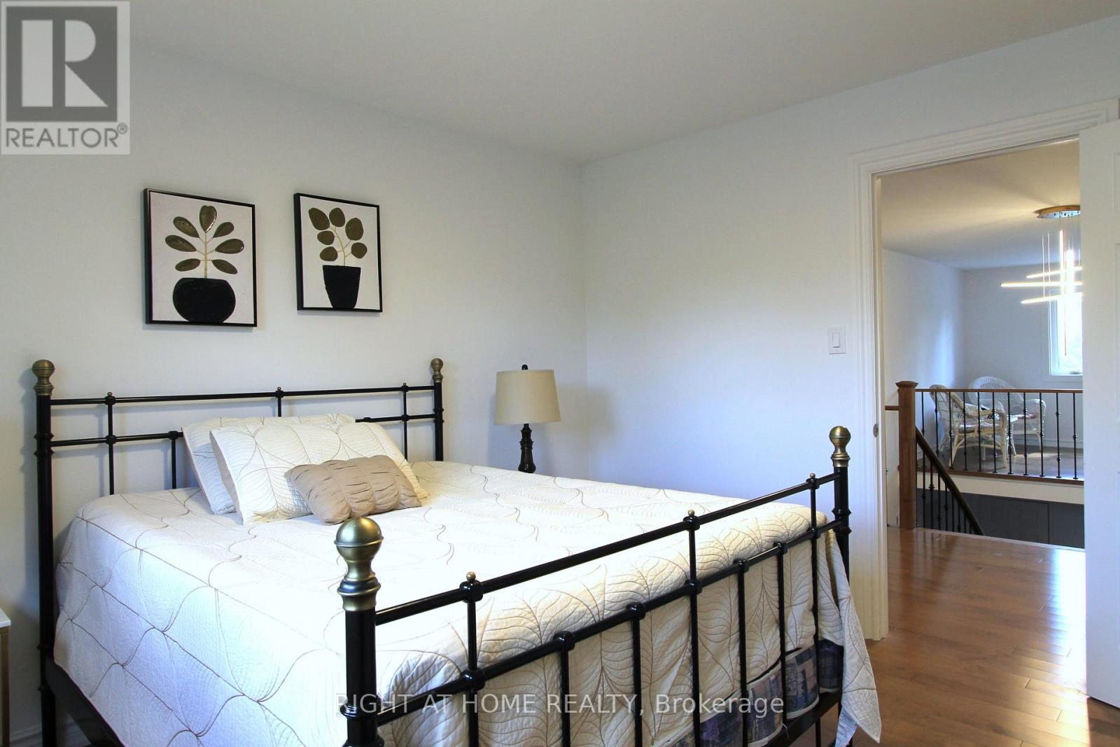 4 Kirkland Court, Richmond Hill, Ontario  L4C 9H3 - Photo 30 - N13758132