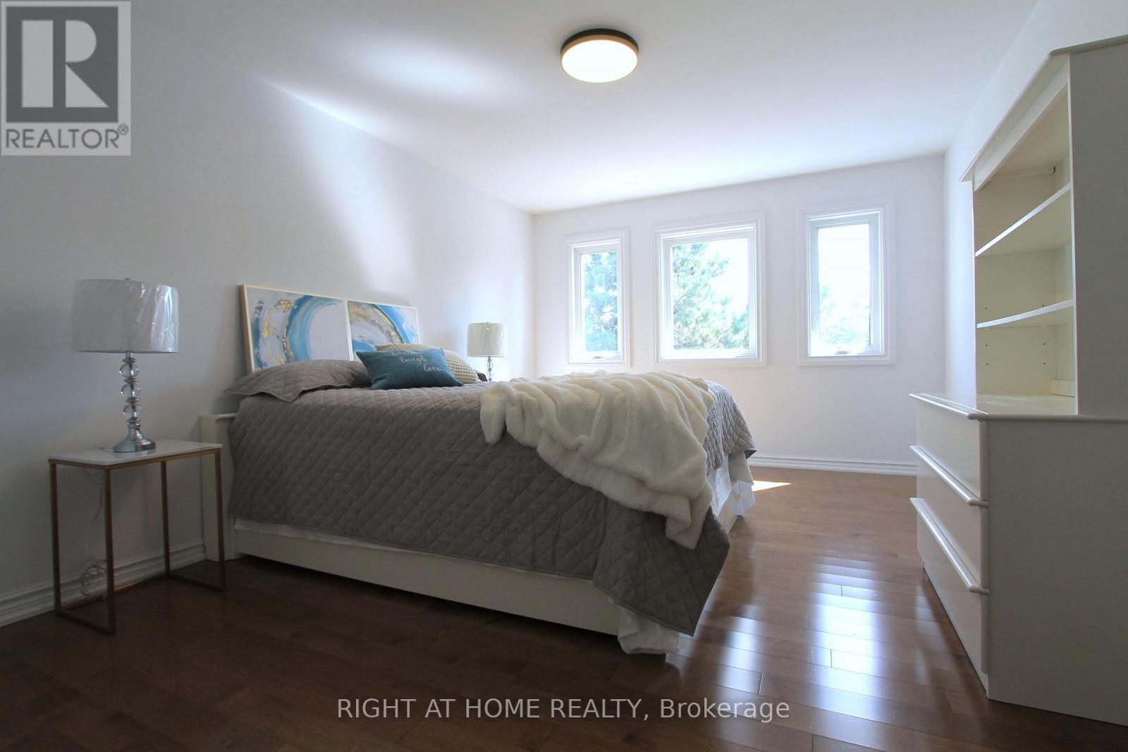 4 Kirkland Court, Richmond Hill, Ontario  L4C 9H3 - Photo 37 - N13758132