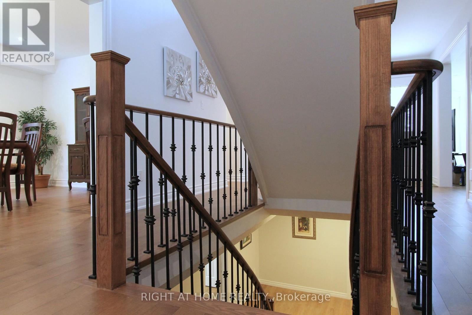 4 Kirkland Court, Richmond Hill, Ontario  L4C 9H3 - Photo 38 - N13758132