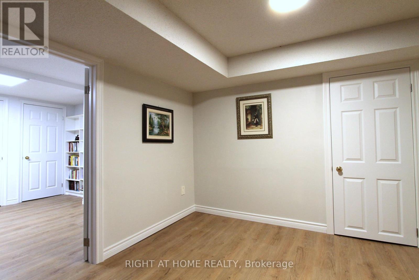 4 Kirkland Court, Richmond Hill, Ontario  L4C 9H3 - Photo 39 - N13758132