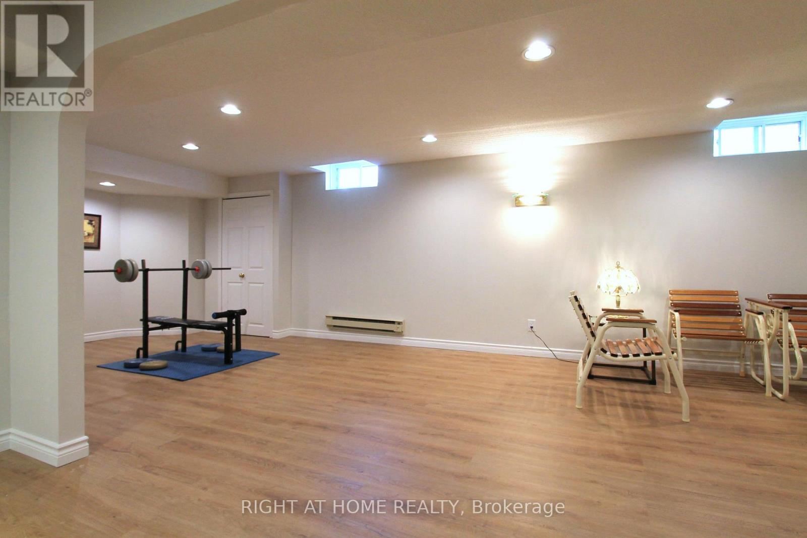 4 Kirkland Court, Richmond Hill, Ontario  L4C 9H3 - Photo 41 - N13758132