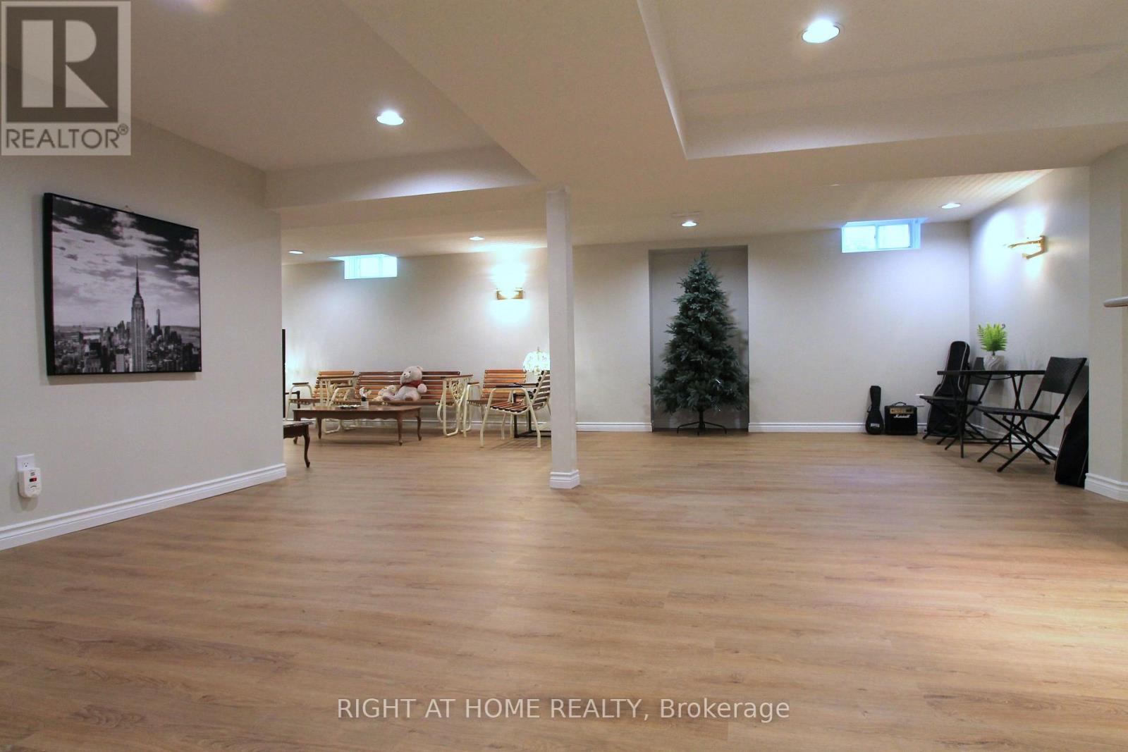 4 Kirkland Court, Richmond Hill, Ontario  L4C 9H3 - Photo 43 - N13758132