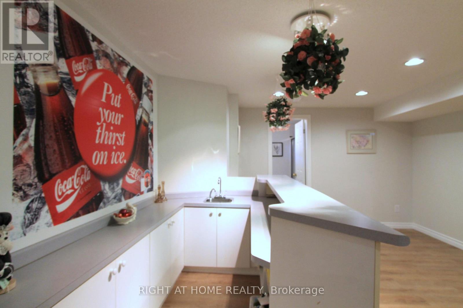 4 Kirkland Court, Richmond Hill, Ontario  L4C 9H3 - Photo 45 - N13758132