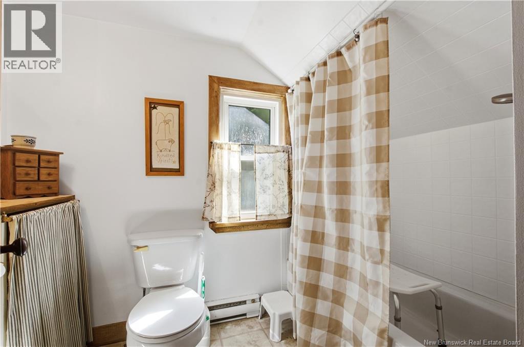 17 Apartment Road, Roachville, New Brunswick  E4G 2E1 - Photo 32 - NB148604