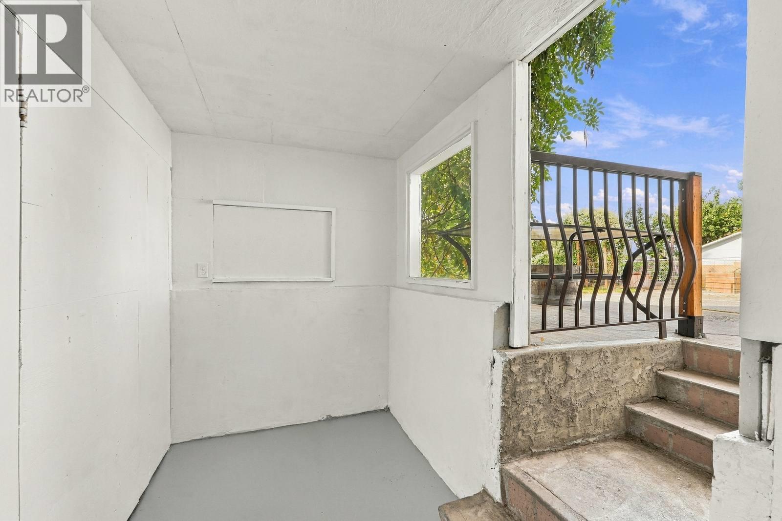 1029 Quesnel Road, Kelowna, British Columbia  V1Y 3J4 - Photo 35 - 10402169