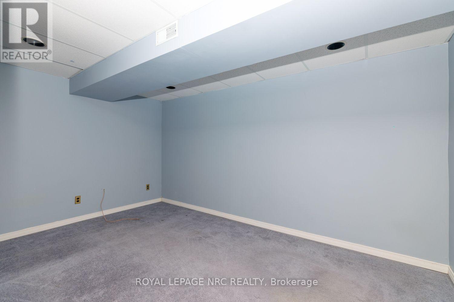 1 - 242 Lakeport Road, St. Catharines, Ontario  L2N 6V2 - Photo 17 - X13838074