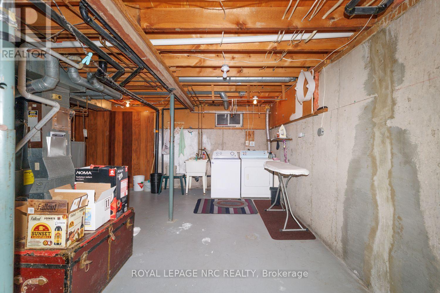 1 - 242 Lakeport Road, St. Catharines, Ontario  L2N 6V2 - Photo 18 - X13838074