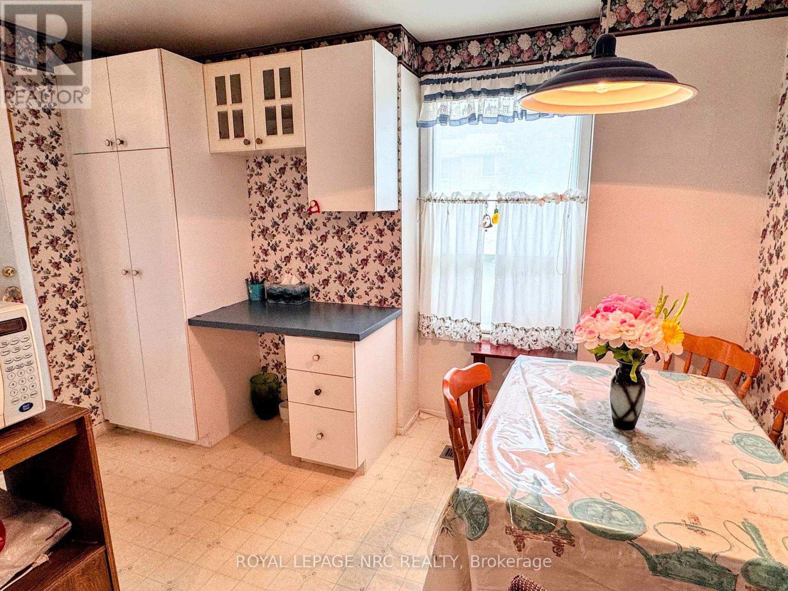 1 - 242 Lakeport Road, St. Catharines, Ontario  L2N 6V2 - Photo 7 - X13838074