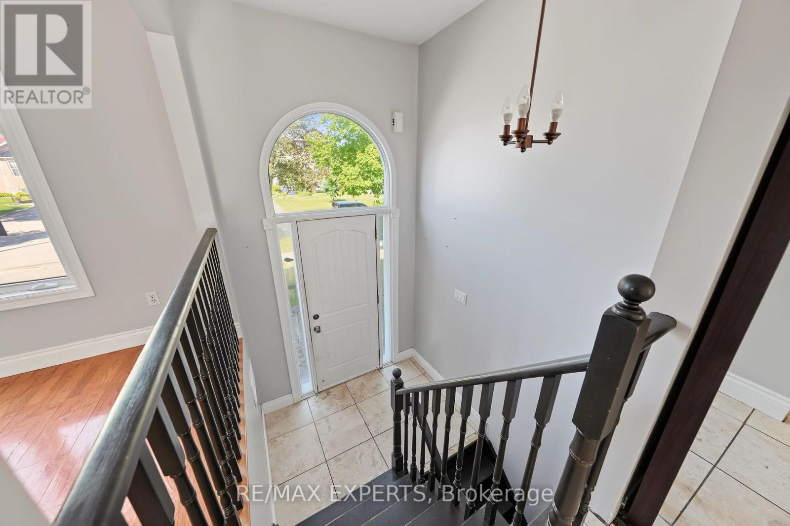 97 Cecil Street, Essa (Angus), Ontario  L0M 1B3 - Photo 4 - N13838084