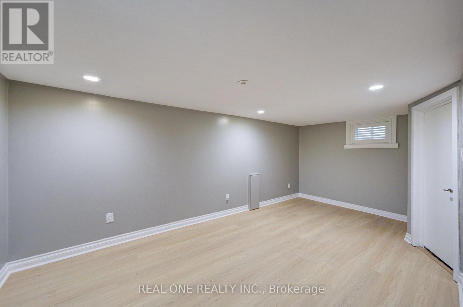1099 Kent Avenue, Oakville, Ontario  L6H 1Z9 - Photo 35 - W13834554