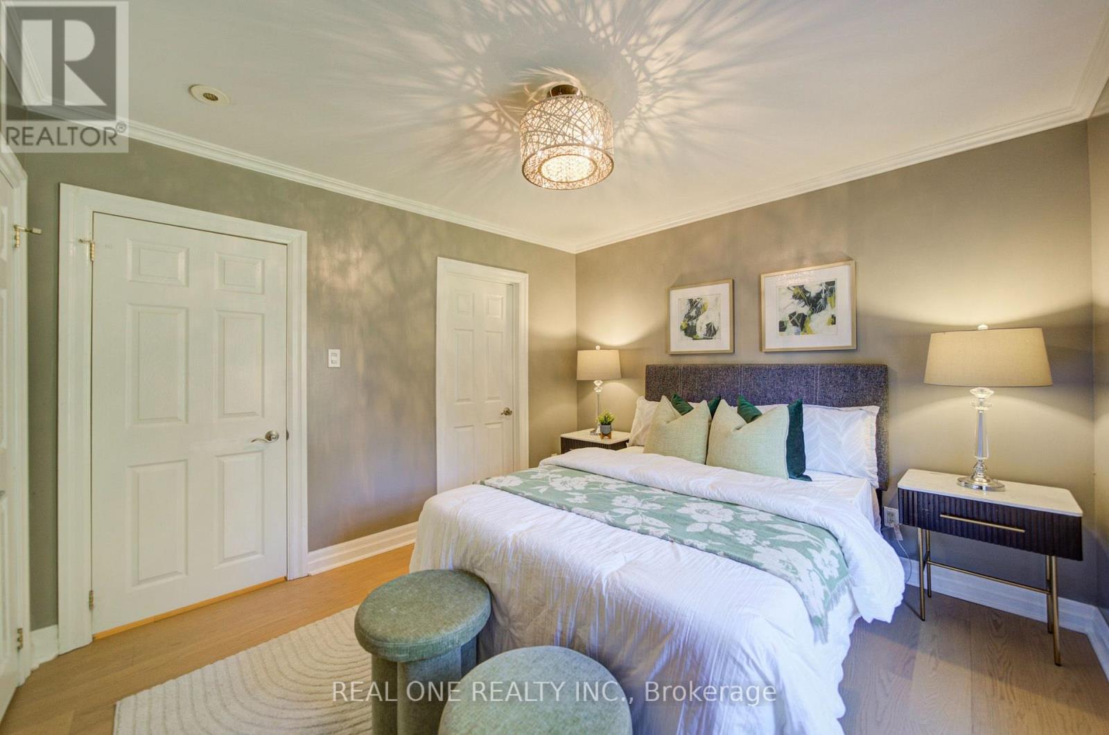 1099 Kent Avenue, Oakville, Ontario  L6H 1Z9 - Photo 30 - W13834554