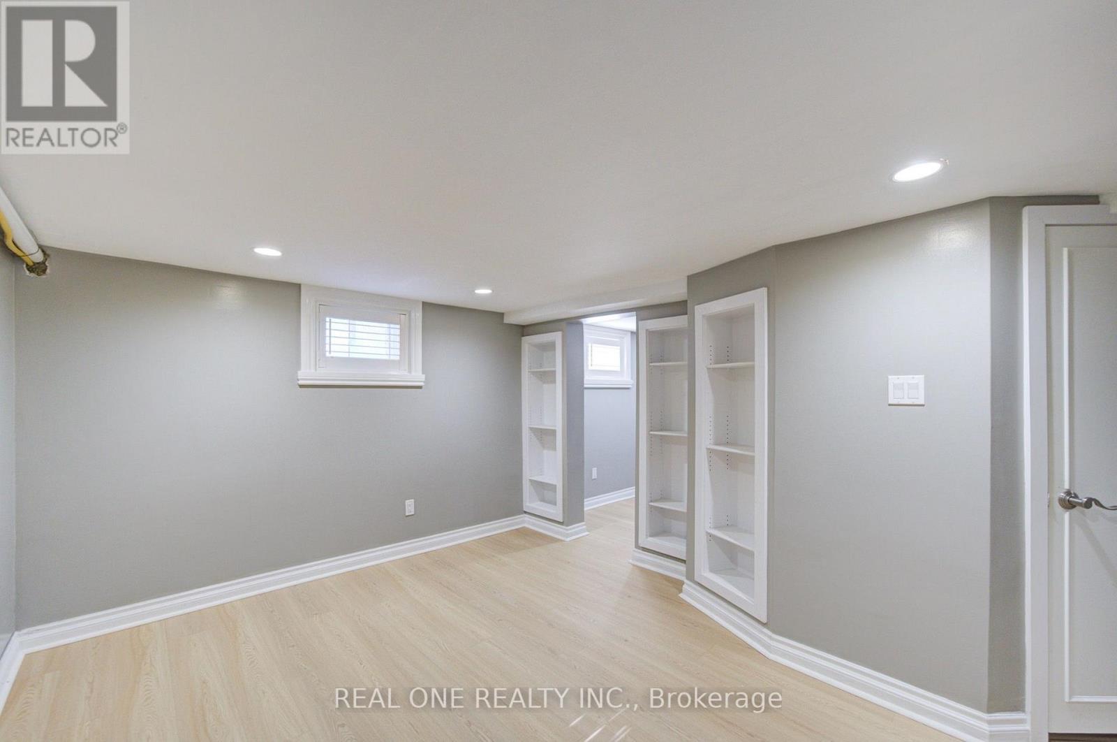 1099 Kent Avenue, Oakville, Ontario  L6H 1Z9 - Photo 41 - W13834554