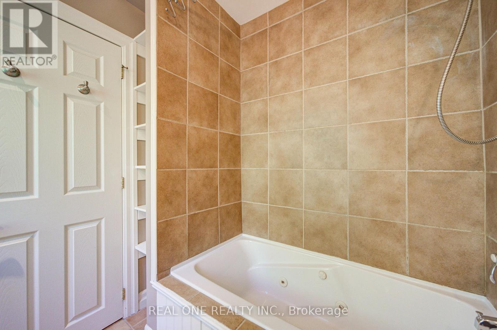 1099 Kent Avenue, Oakville, Ontario  L6H 1Z9 - Photo 26 - W13834554