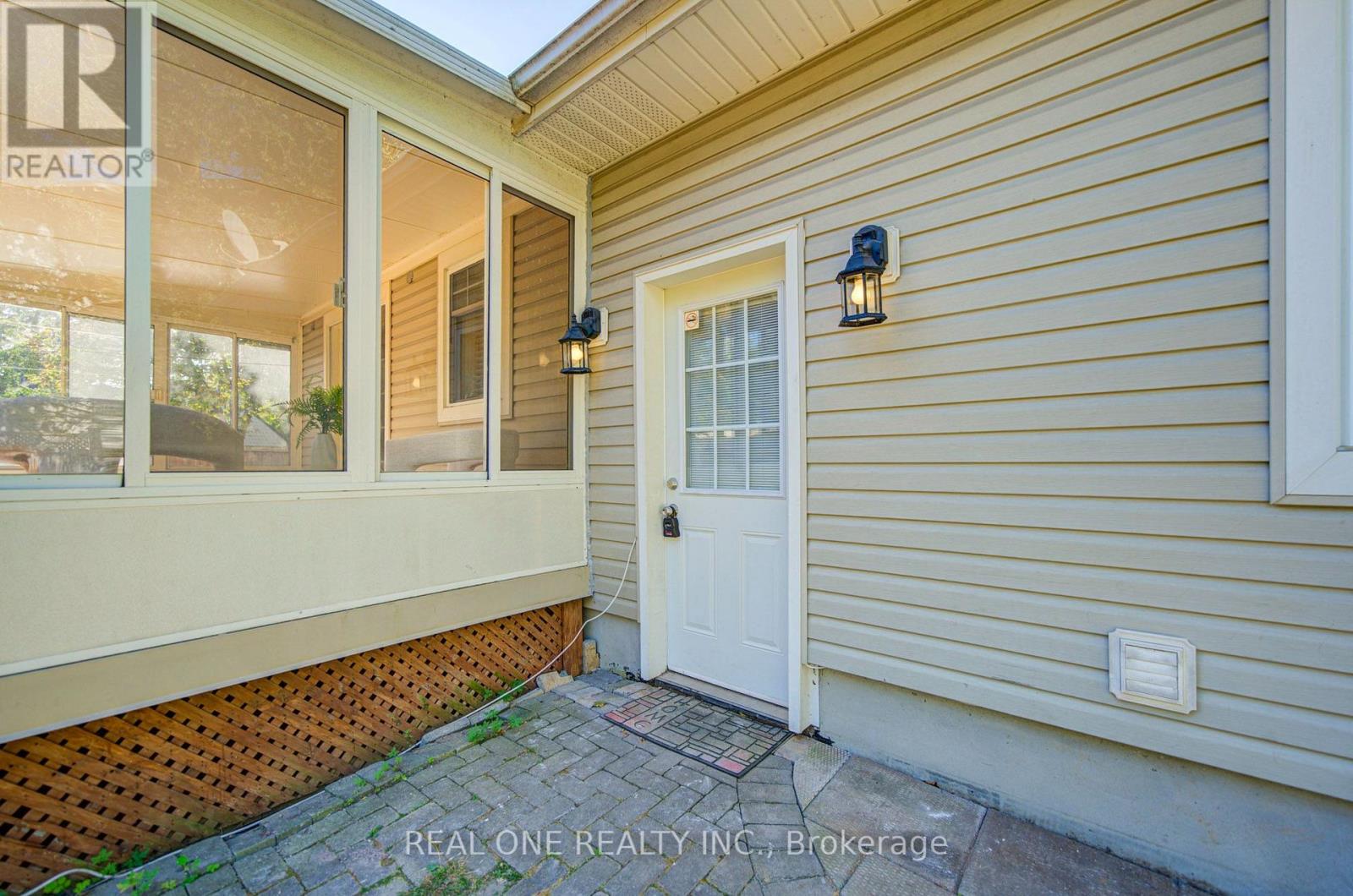 1099 Kent Avenue, Oakville, Ontario  L6H 1Z9 - Photo 46 - W13834554