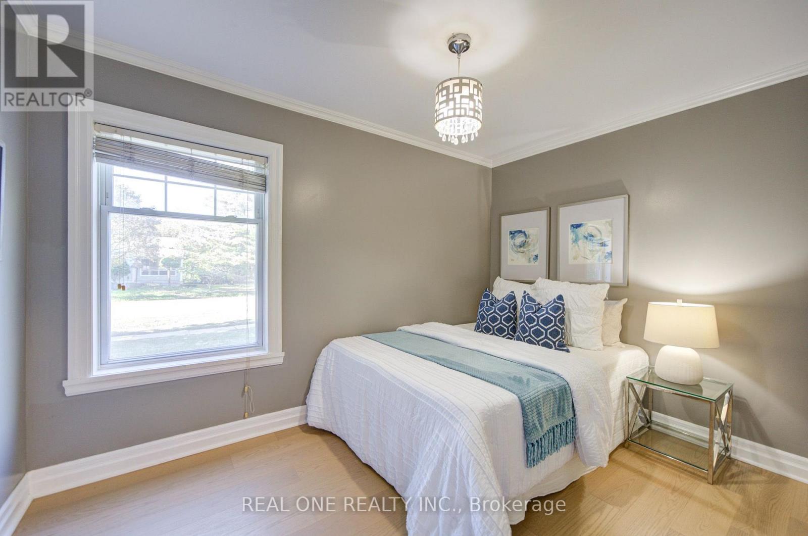 1099 Kent Avenue, Oakville, Ontario  L6H 1Z9 - Photo 22 - W13834554