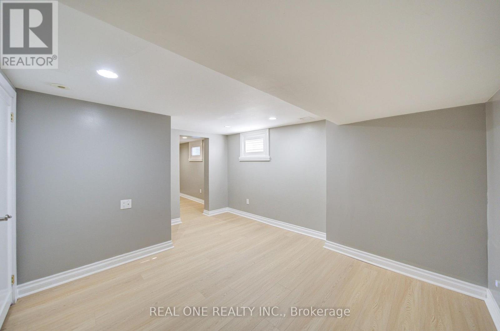 1099 Kent Avenue, Oakville, Ontario  L6H 1Z9 - Photo 45 - W13834554