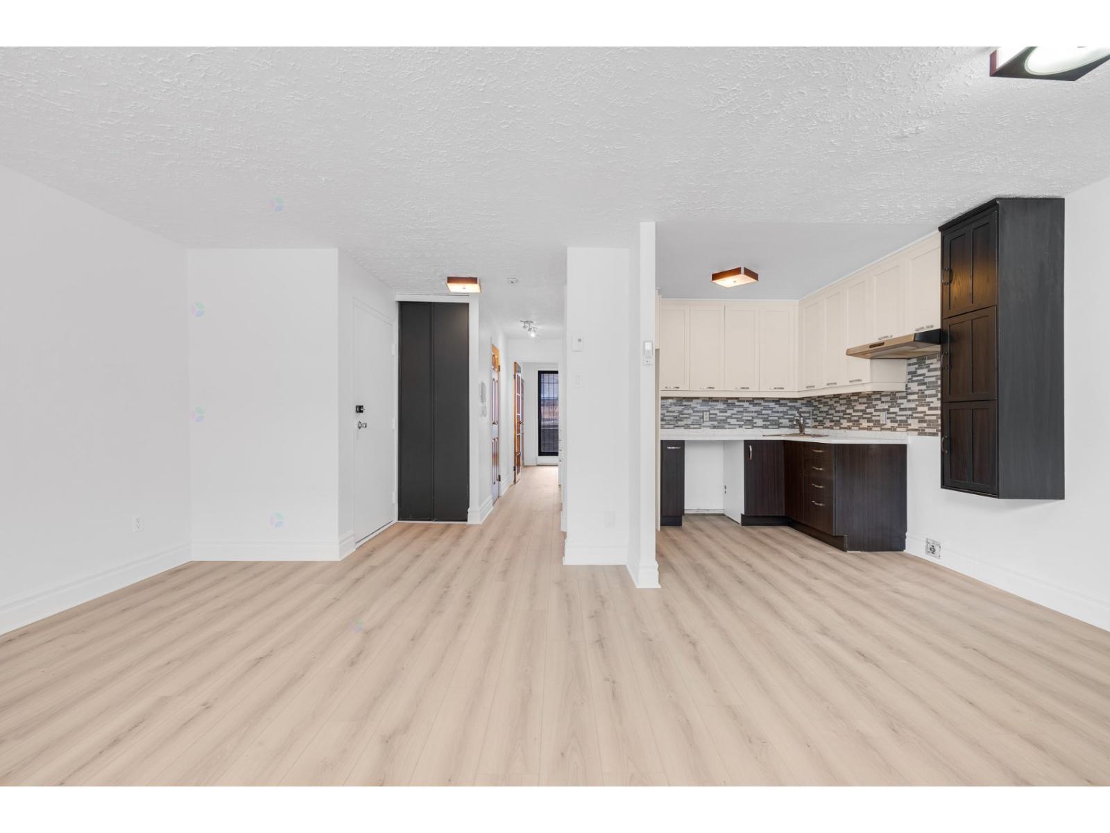 1787 Rue Atateken|#2 Montréal (Ville-Marie) Quebec Canada H2L3L7 5