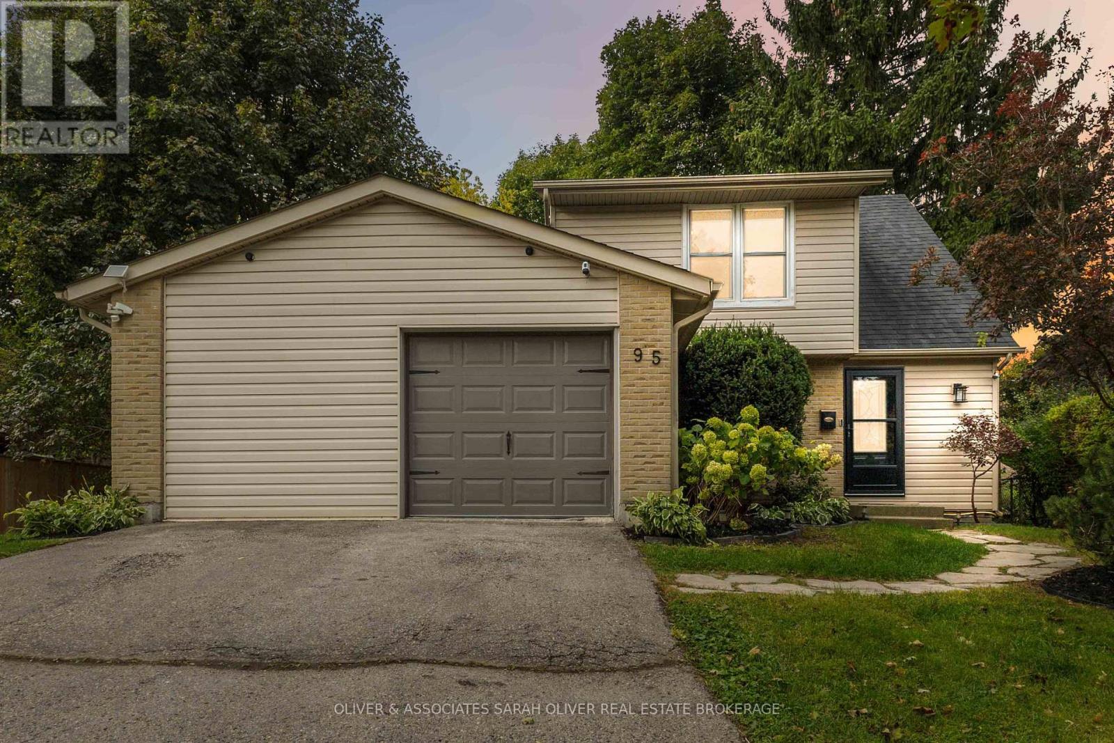 95 BLACKACRES BOULEVARD, London North, Ontario