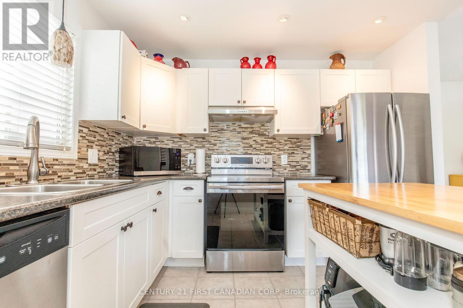 564 Cuthbert Circle, London South, Ontario  N6M 1K6 - Photo 5 - X13838206