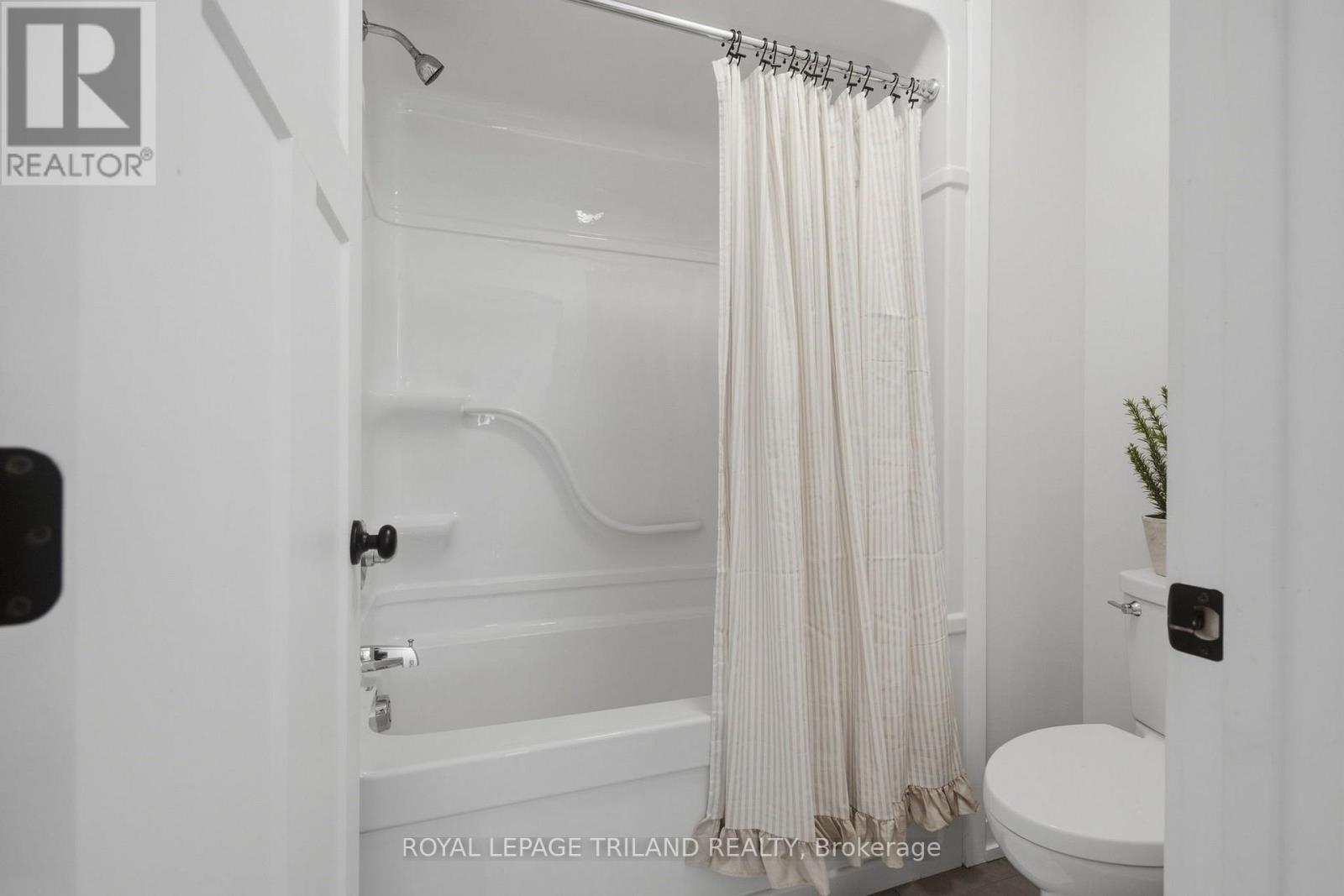 1 Hawke Lane, St. Thomas, Ontario  N5R 0M4 - Photo 28 - X13838212